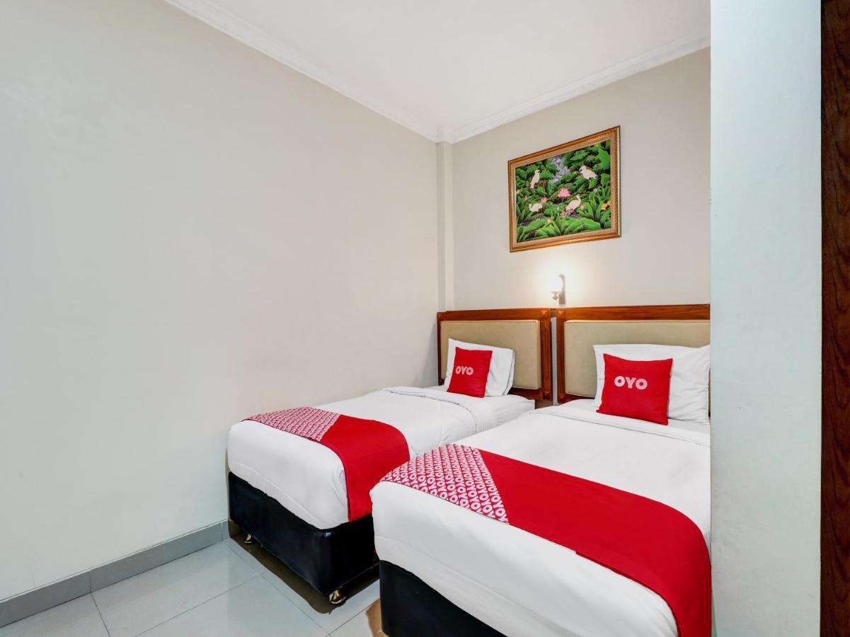 Oyo 90408 Hotel Horton 井里汶 外观 照片