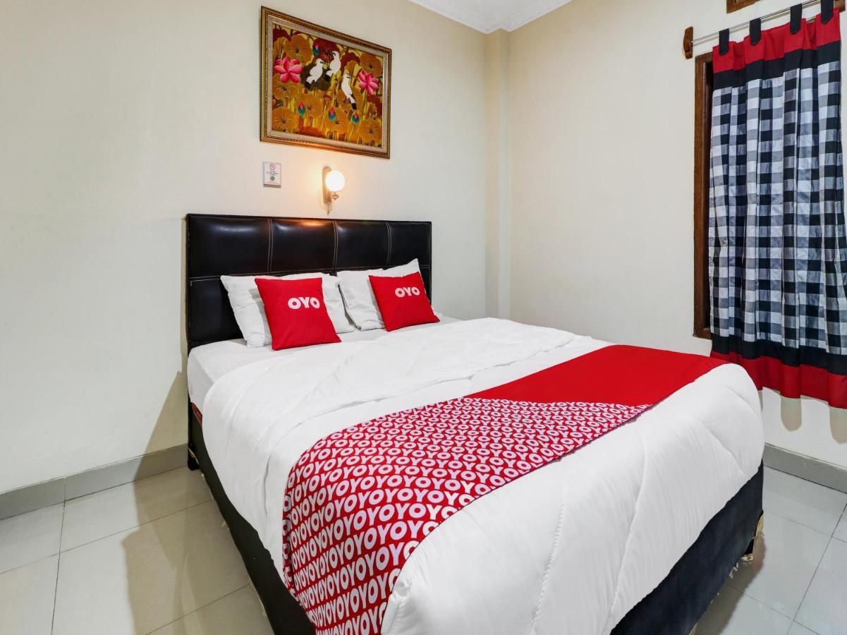 Oyo 90408 Hotel Horton 井里汶 外观 照片