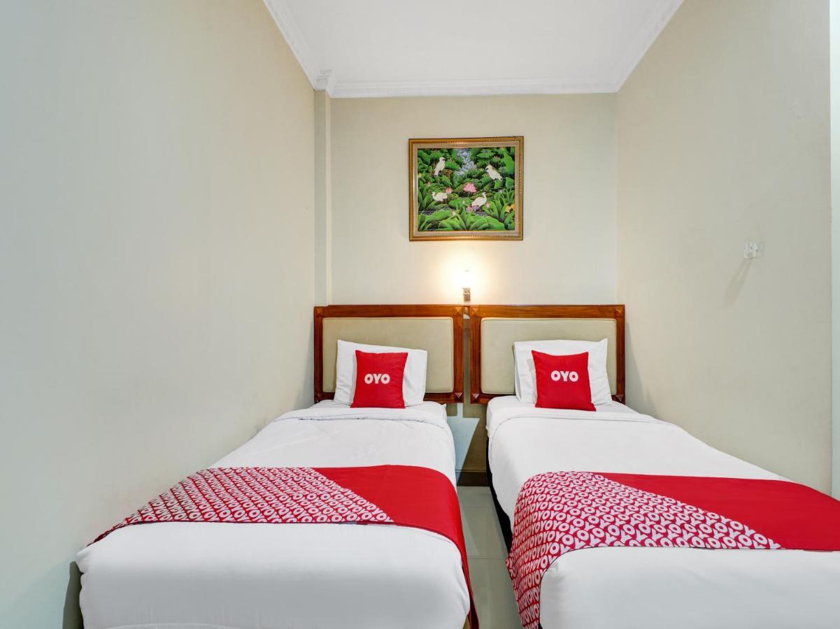 Oyo 90408 Hotel Horton 井里汶 外观 照片