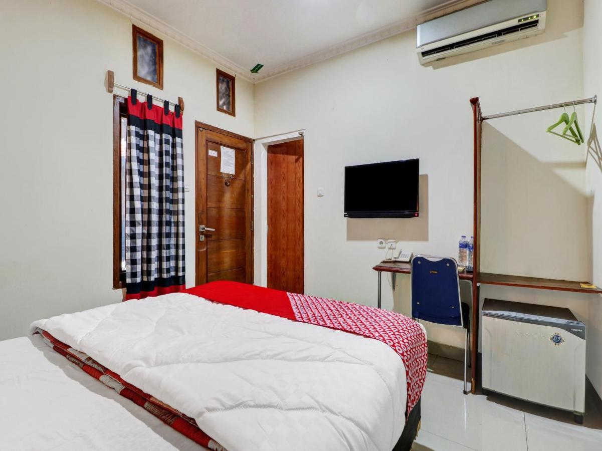 Oyo 90408 Hotel Horton 井里汶 外观 照片