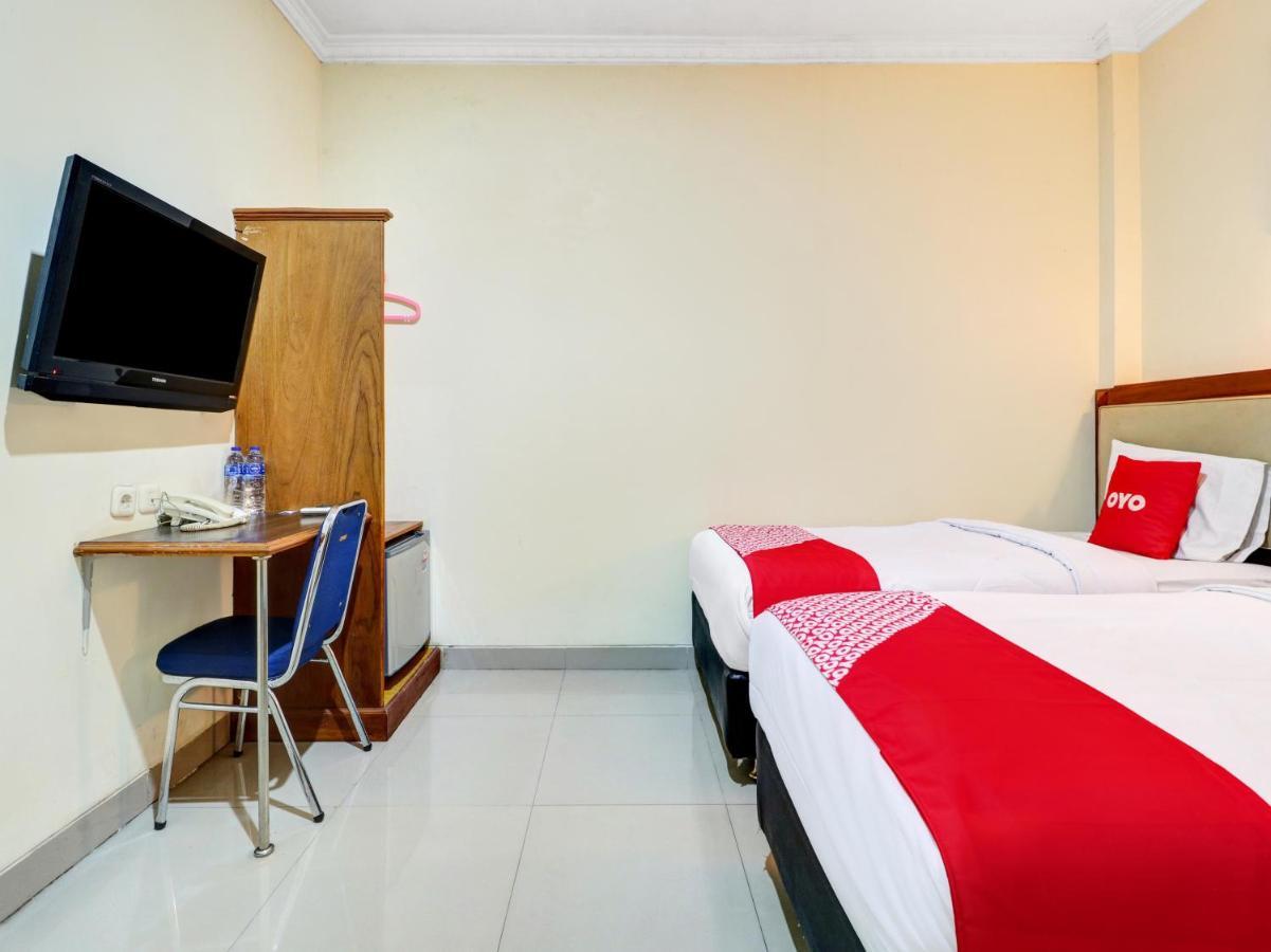Oyo 90408 Hotel Horton 井里汶 外观 照片