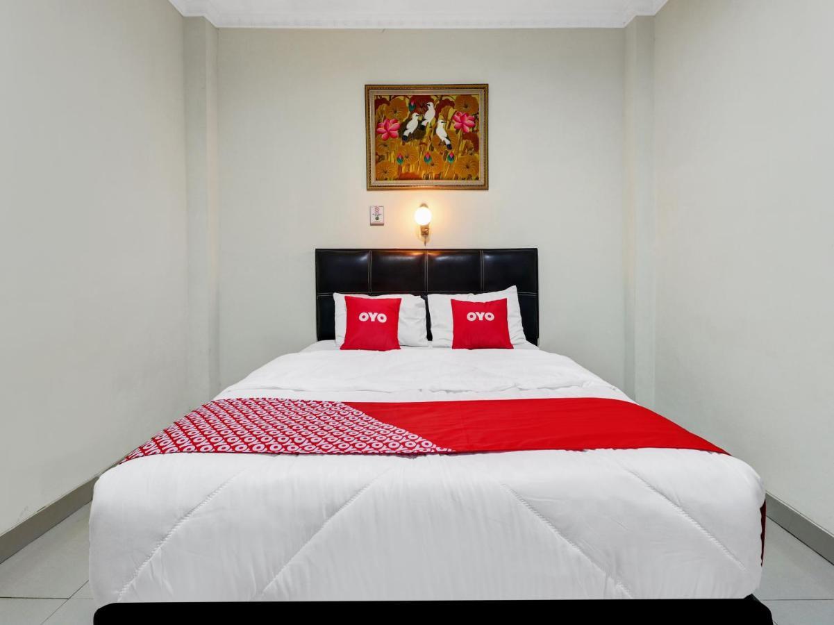Oyo 90408 Hotel Horton 井里汶 外观 照片
